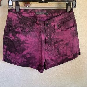 Black heart Acid Wash Tie Dye Purple & Black Shorts Size 5 Skull Accent